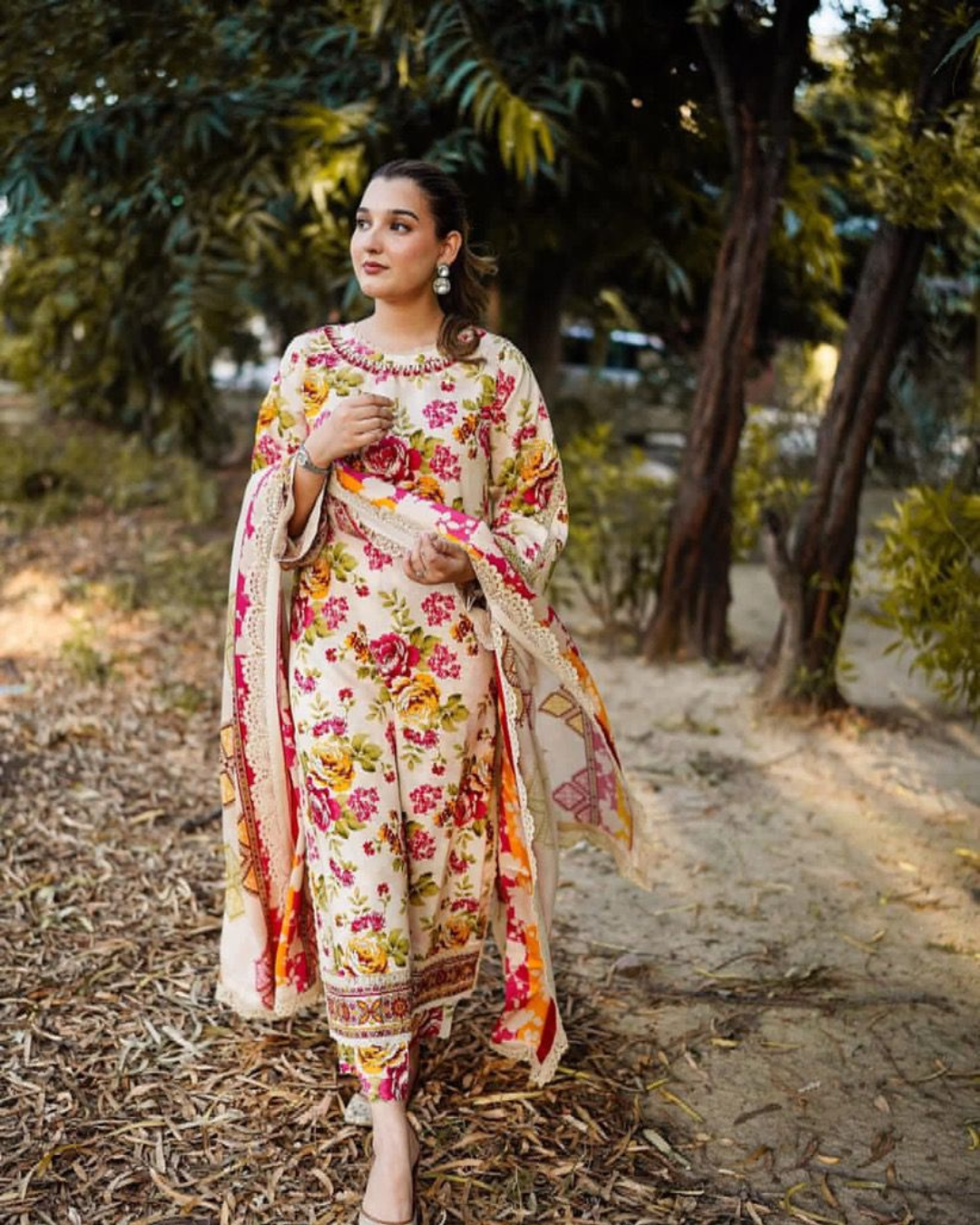 3-Piece Unstitched Lawn Suit with Embroidered Patches & Chiffon Dupatta