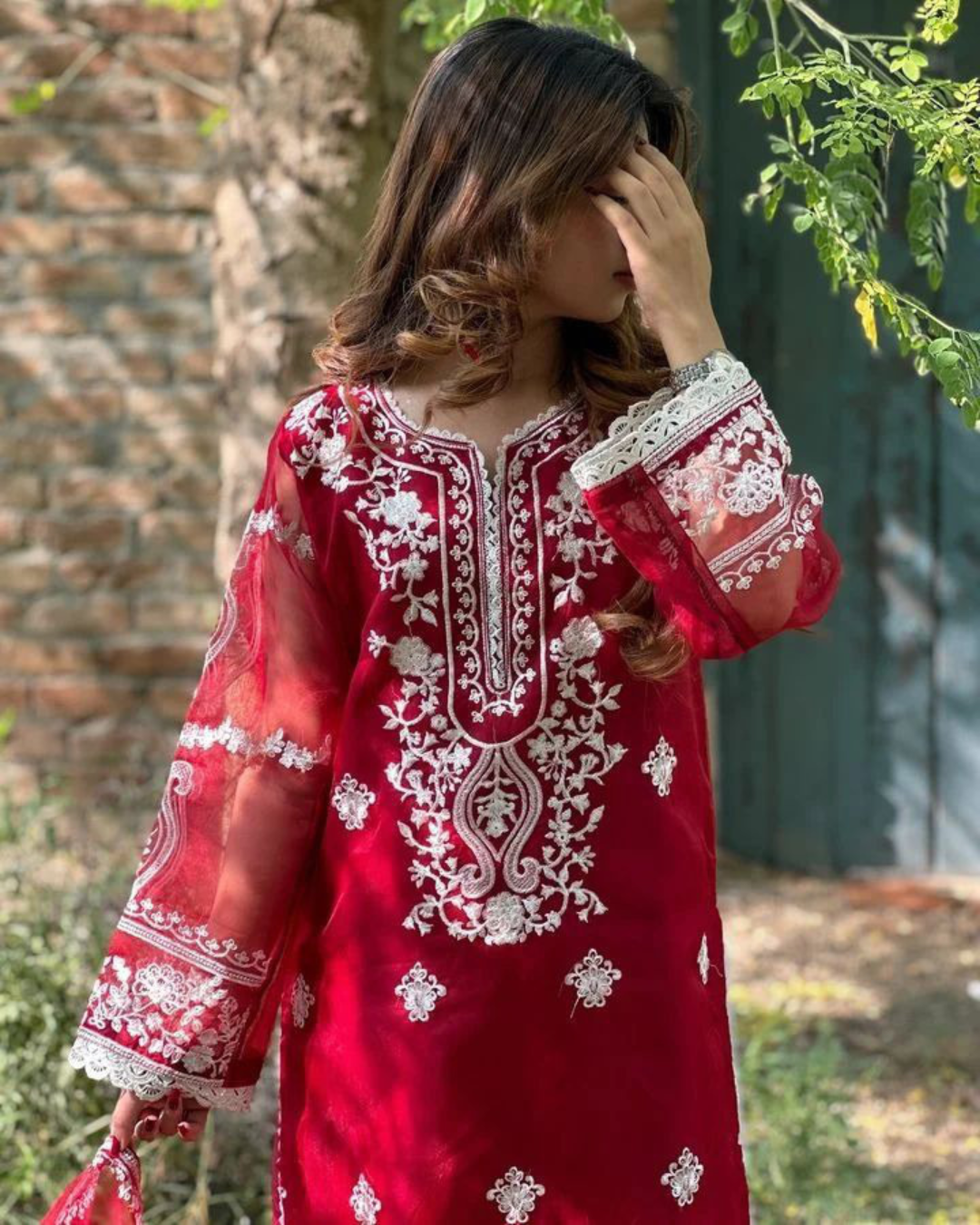 3-Piece Embroidered Organza Suit with Two-Sided Border Dupatta